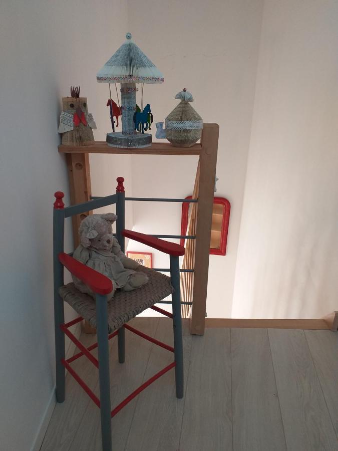 La Maison D Annick Apartment Lodeve Luaran gambar